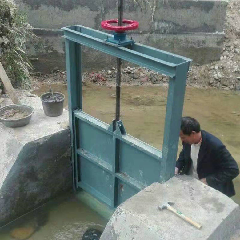 ���̰���